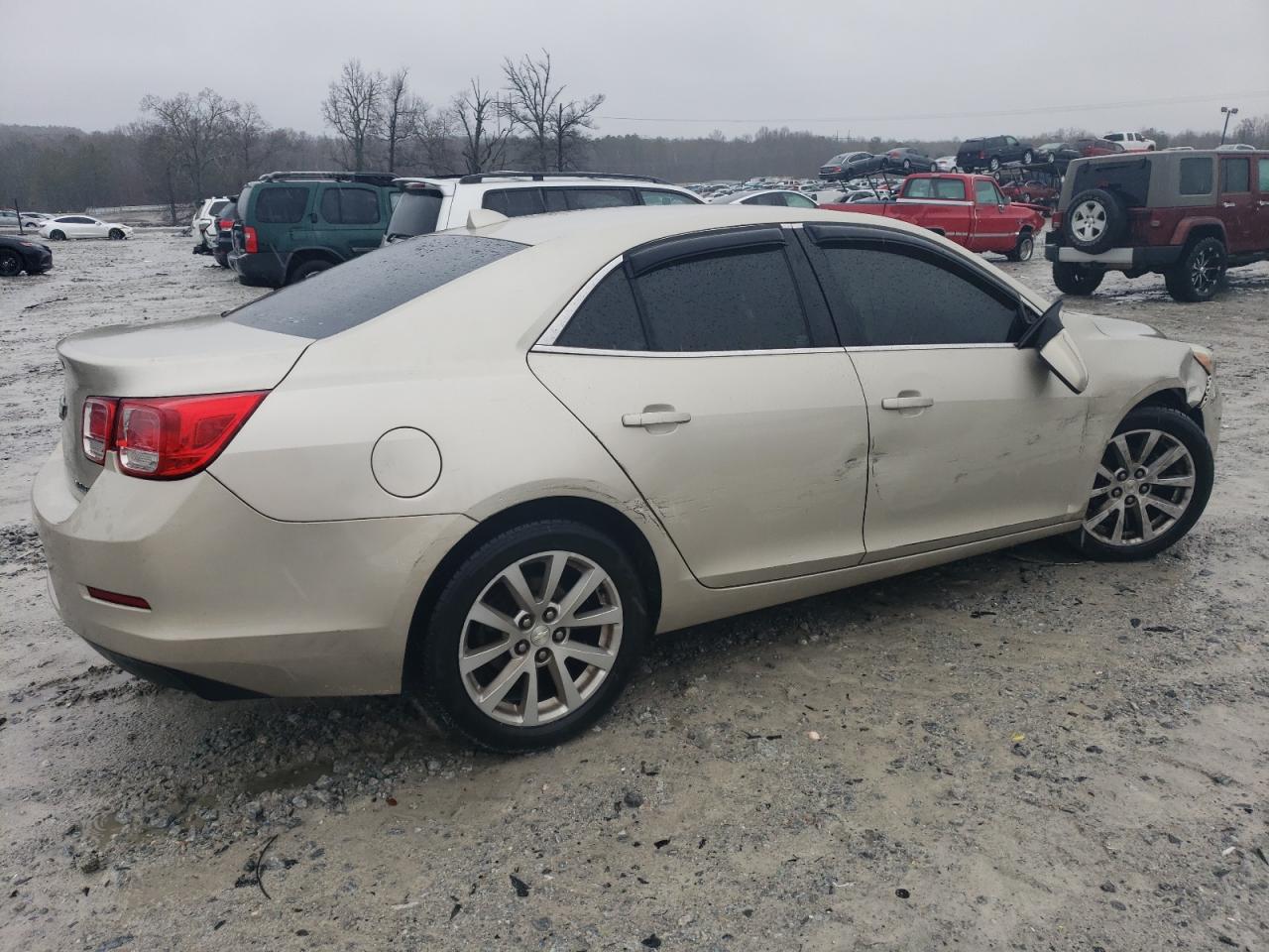 Photo 2 VIN: 1G11E5SA0DF157421 - CHEVROLET MALIBU 