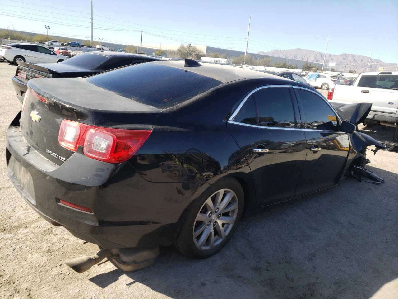 Photo 2 VIN: 1G11E5SA0GU119591 - CHEVROLET MALIBU 