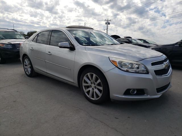 Photo 3 VIN: 1G11E5SA1DF185938 - CHEVROLET MALIBU 