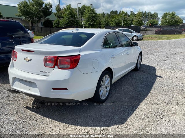 Photo 3 VIN: 1G11E5SA1DF319282 - CHEVROLET MALIBU 