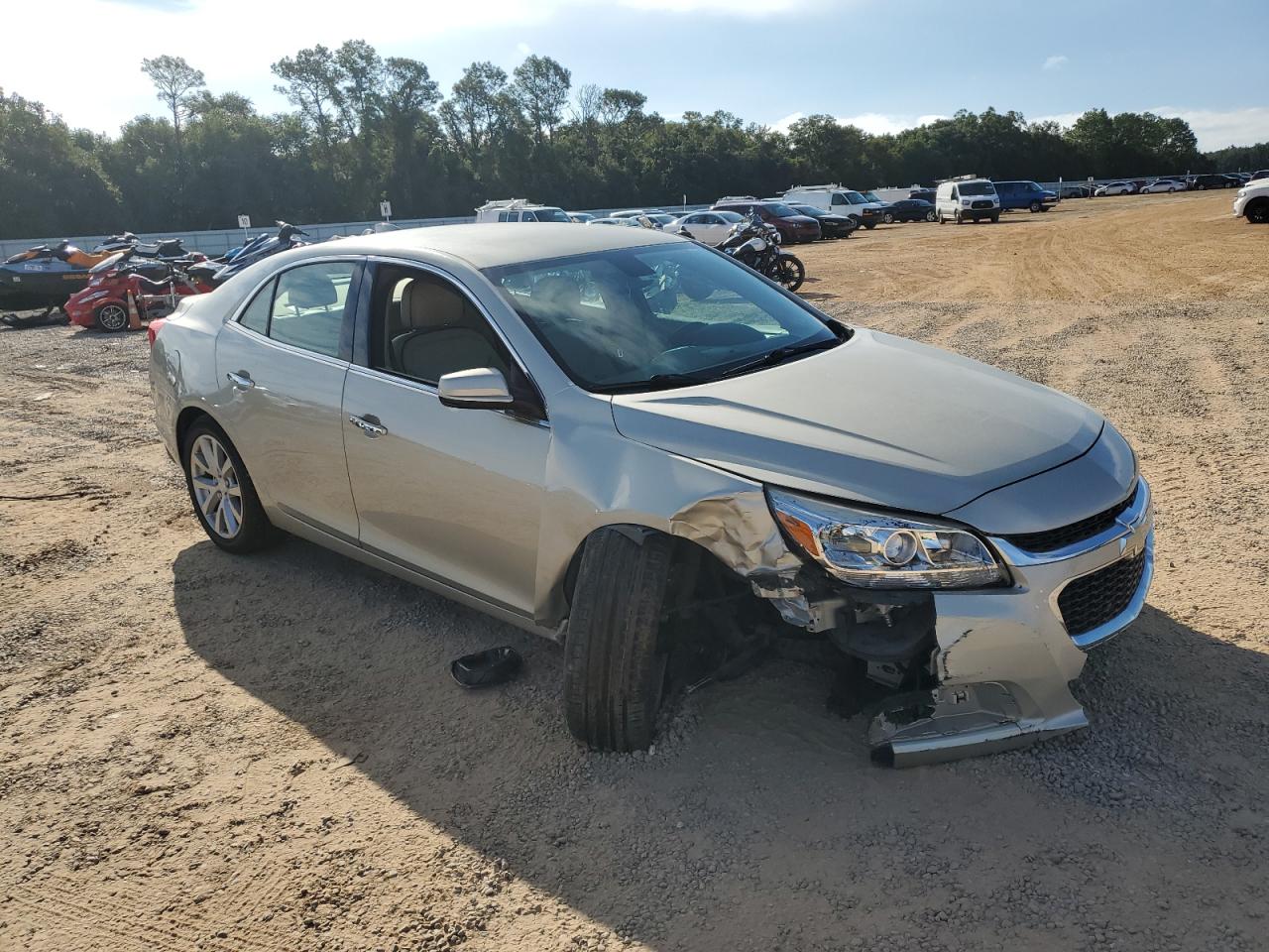 Photo 3 VIN: 1G11E5SA1GF157853 - CHEVROLET MALIBU 