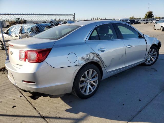 Photo 2 VIN: 1G11E5SA1GF167671 - CHEVROLET MALIBU 