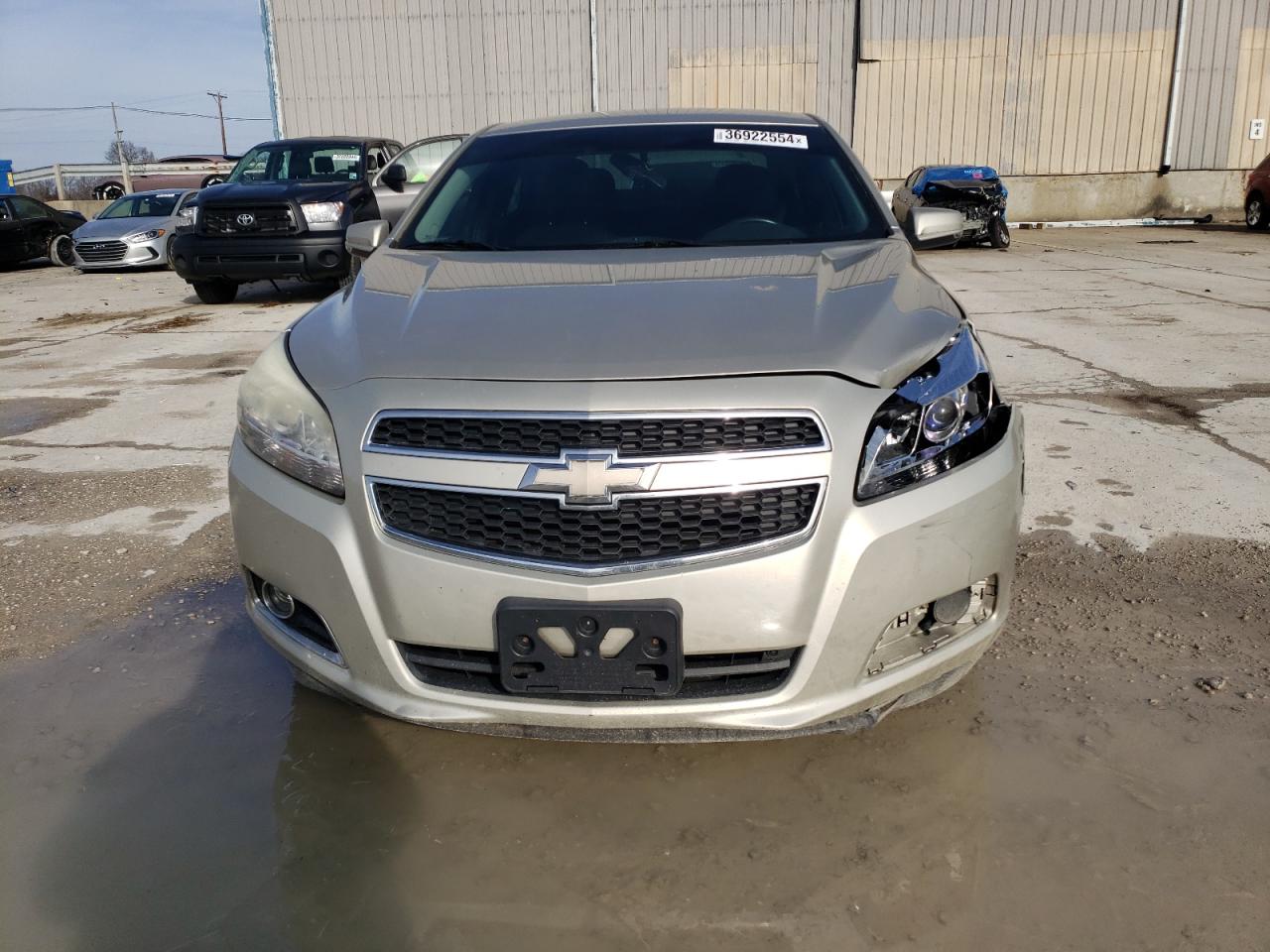 Photo 4 VIN: 1G11E5SA2DF322868 - CHEVROLET MALIBU 