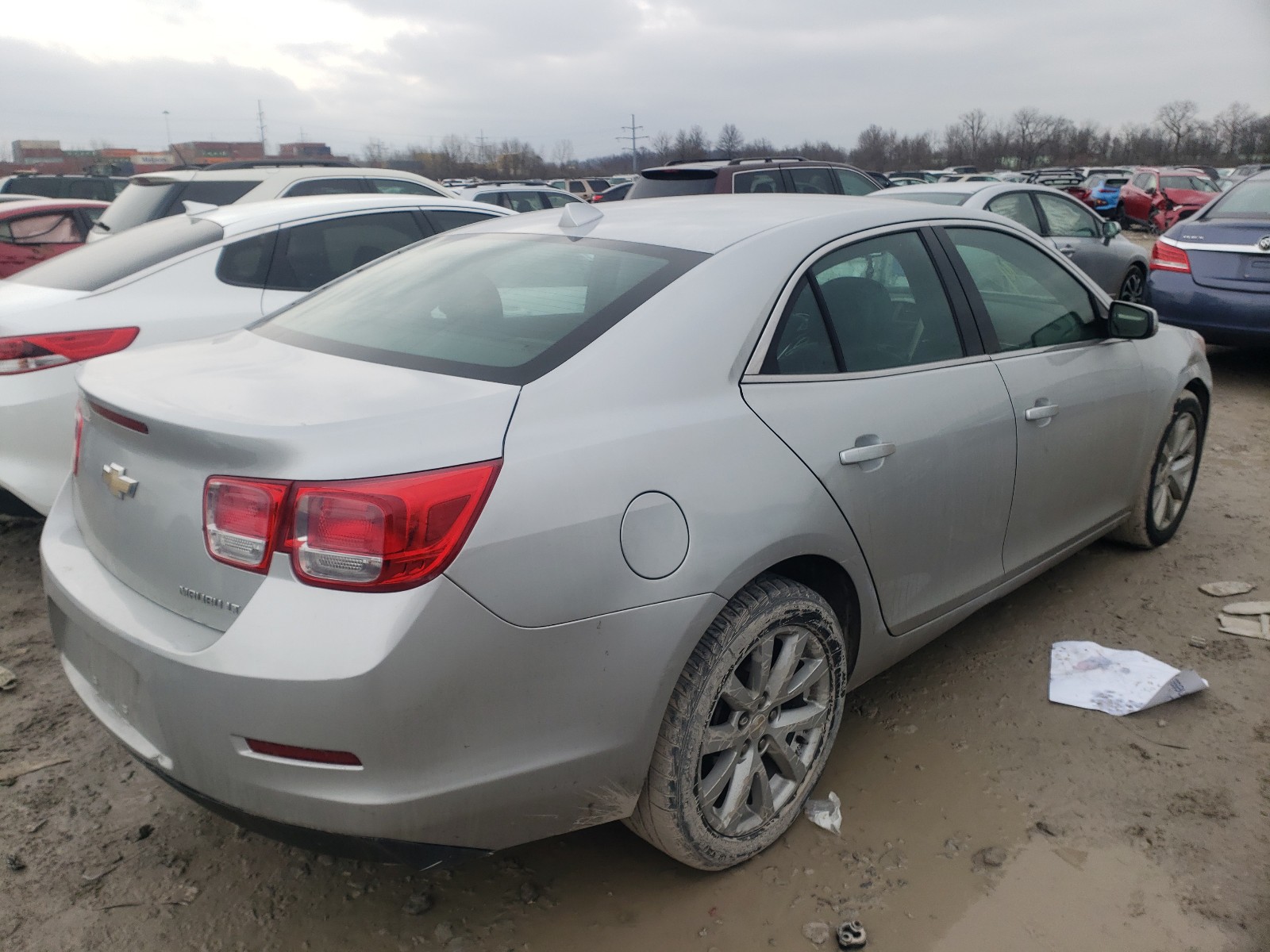 Photo 3 VIN: 1G11E5SA4DF328817 - CHEVROLET MALIBU 2LT 