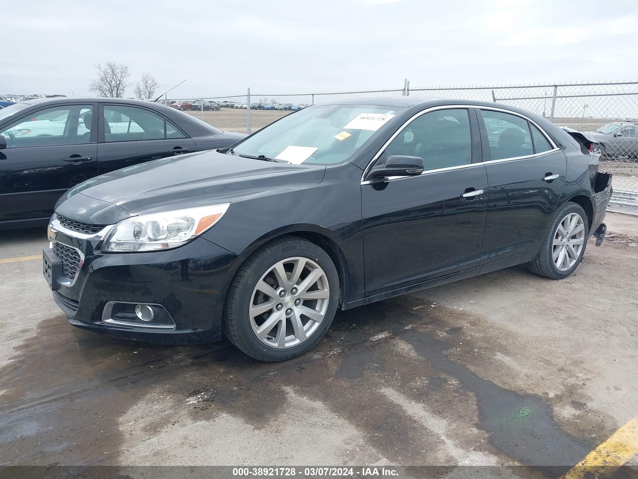 Photo 1 VIN: 1G11E5SA4GU114930 - CHEVROLET MALIBU 