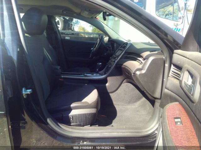 Photo 4 VIN: 1G11E5SA5DF215054 - CHEVROLET MALIBU 