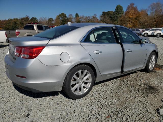 Photo 2 VIN: 1G11E5SA5DF328051 - CHEVROLET MALIBU 