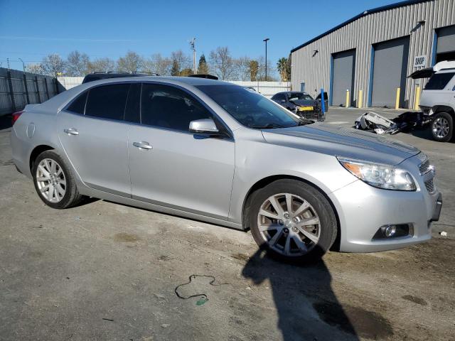 Photo 3 VIN: 1G11E5SA7DF275921 - CHEVROLET MALIBU 