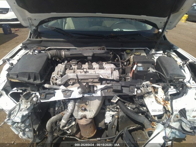 Photo 9 VIN: 1G11E5SA7DF330318 - CHEVROLET MALIBU 