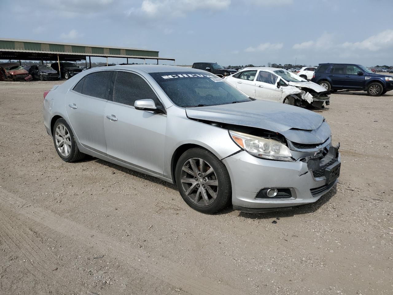 Photo 3 VIN: 1G11E5SA8GF168915 - CHEVROLET MALIBU 