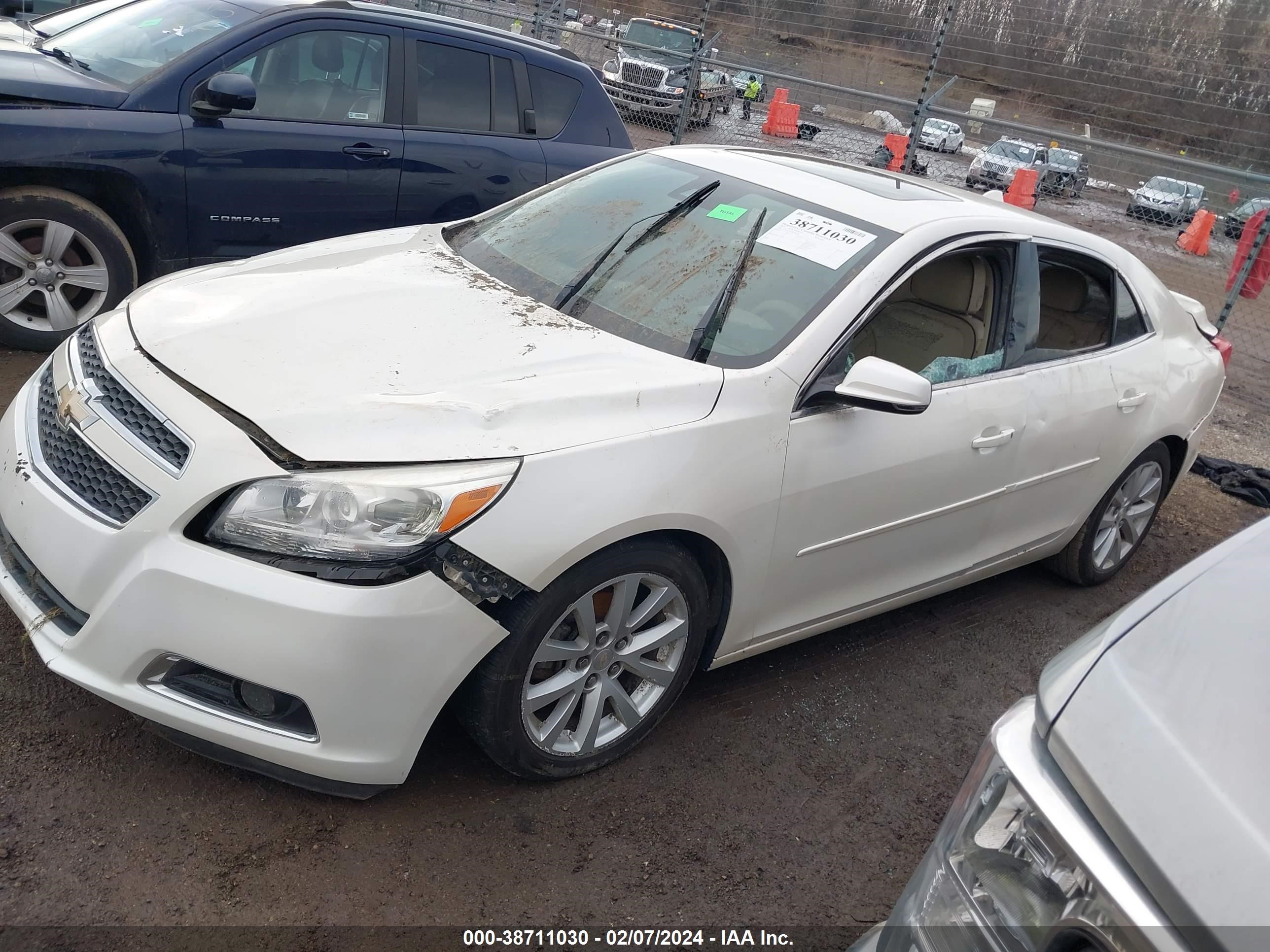 Photo 1 VIN: 1G11E5SAXDF180320 - CHEVROLET MALIBU 