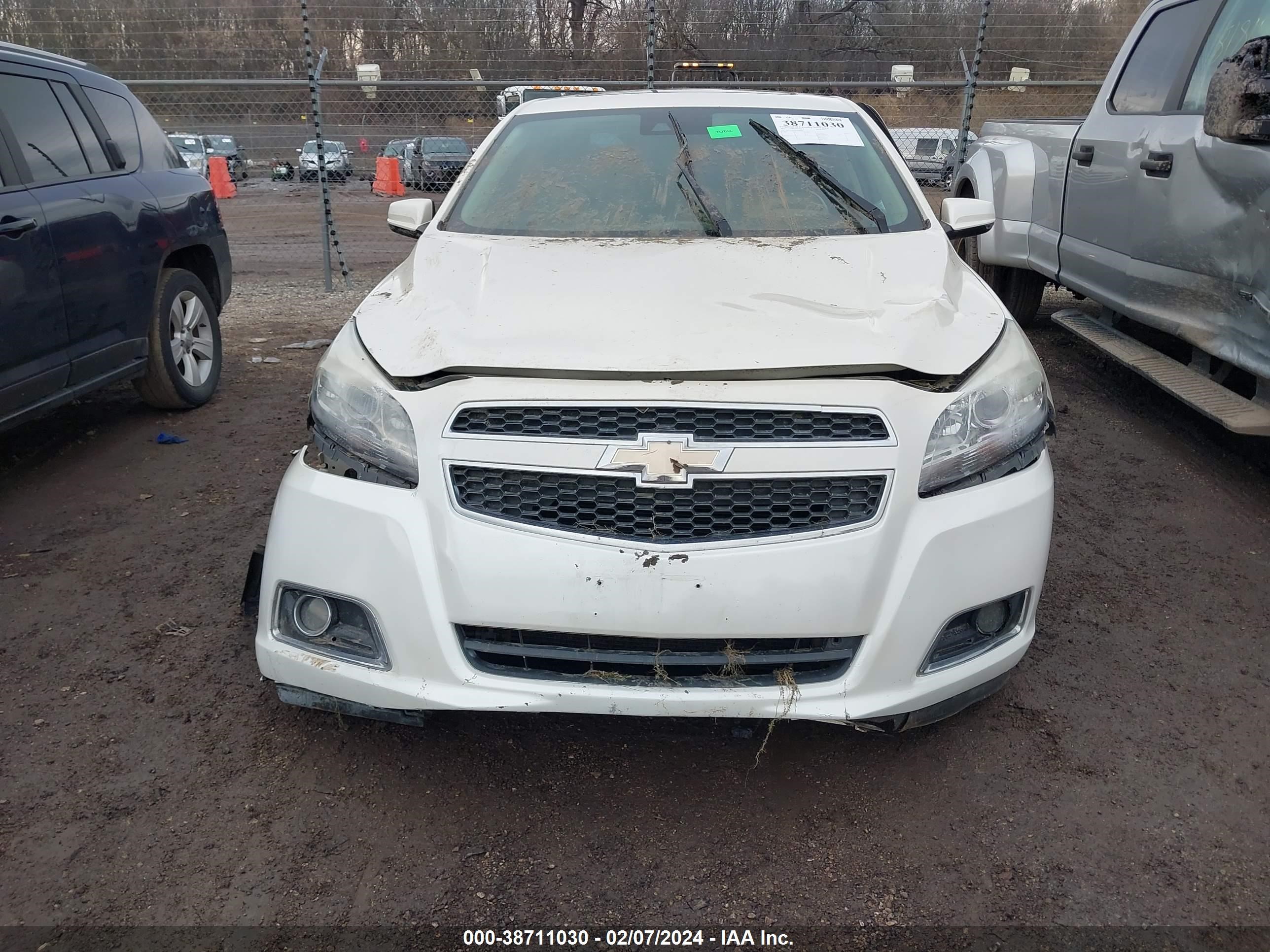 Photo 5 VIN: 1G11E5SAXDF180320 - CHEVROLET MALIBU 