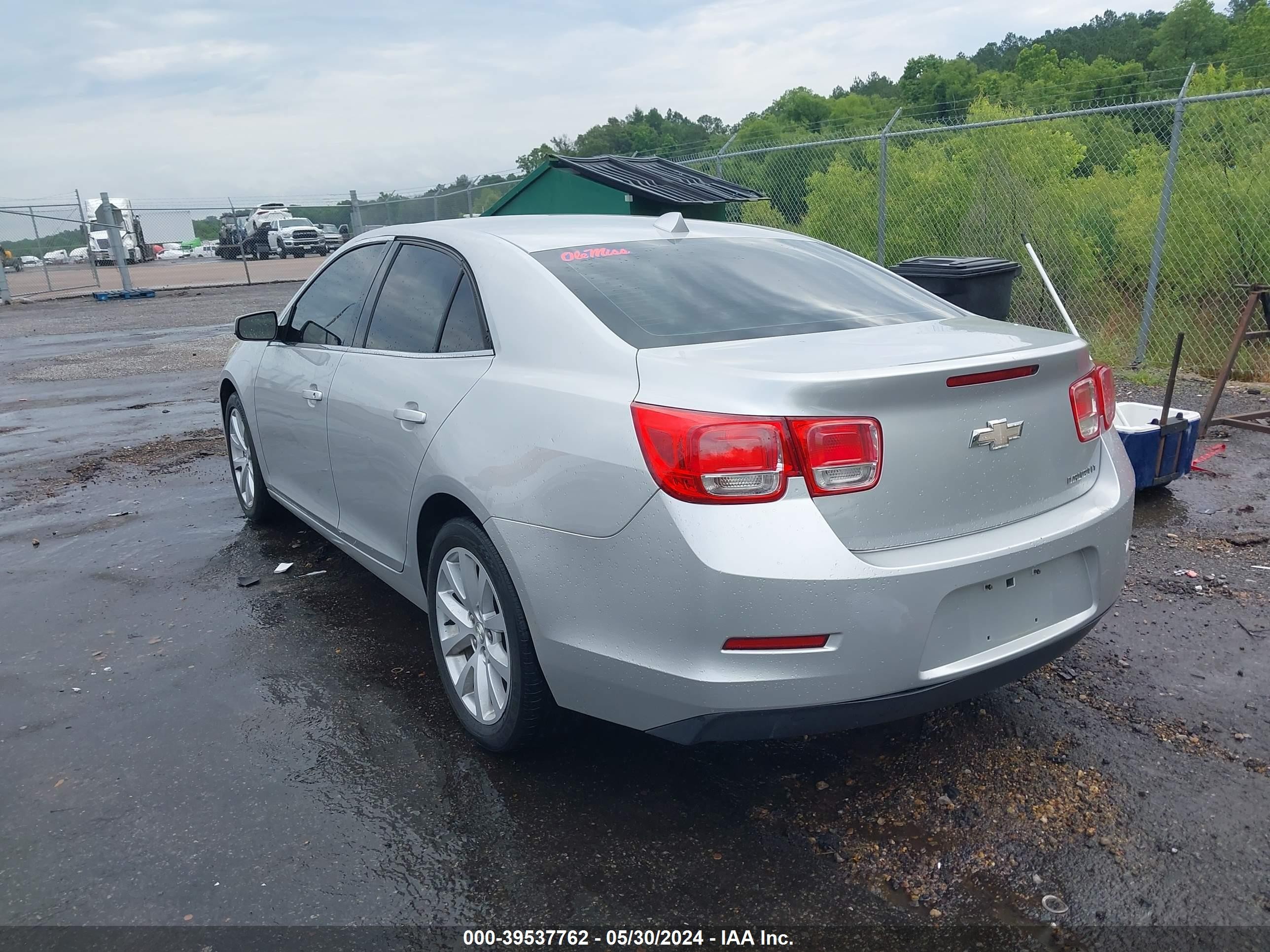 Photo 2 VIN: 1G11E5SL1EF138542 - CHEVROLET MALIBU 