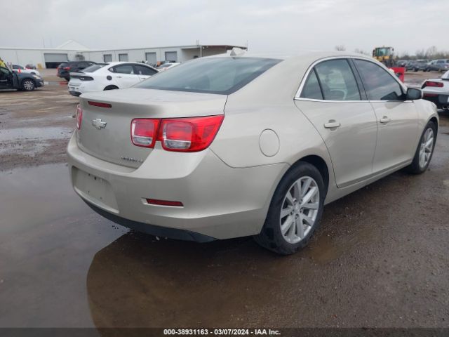 Photo 3 VIN: 1G11E5SL2EF261895 - CHEVROLET MALIBU 