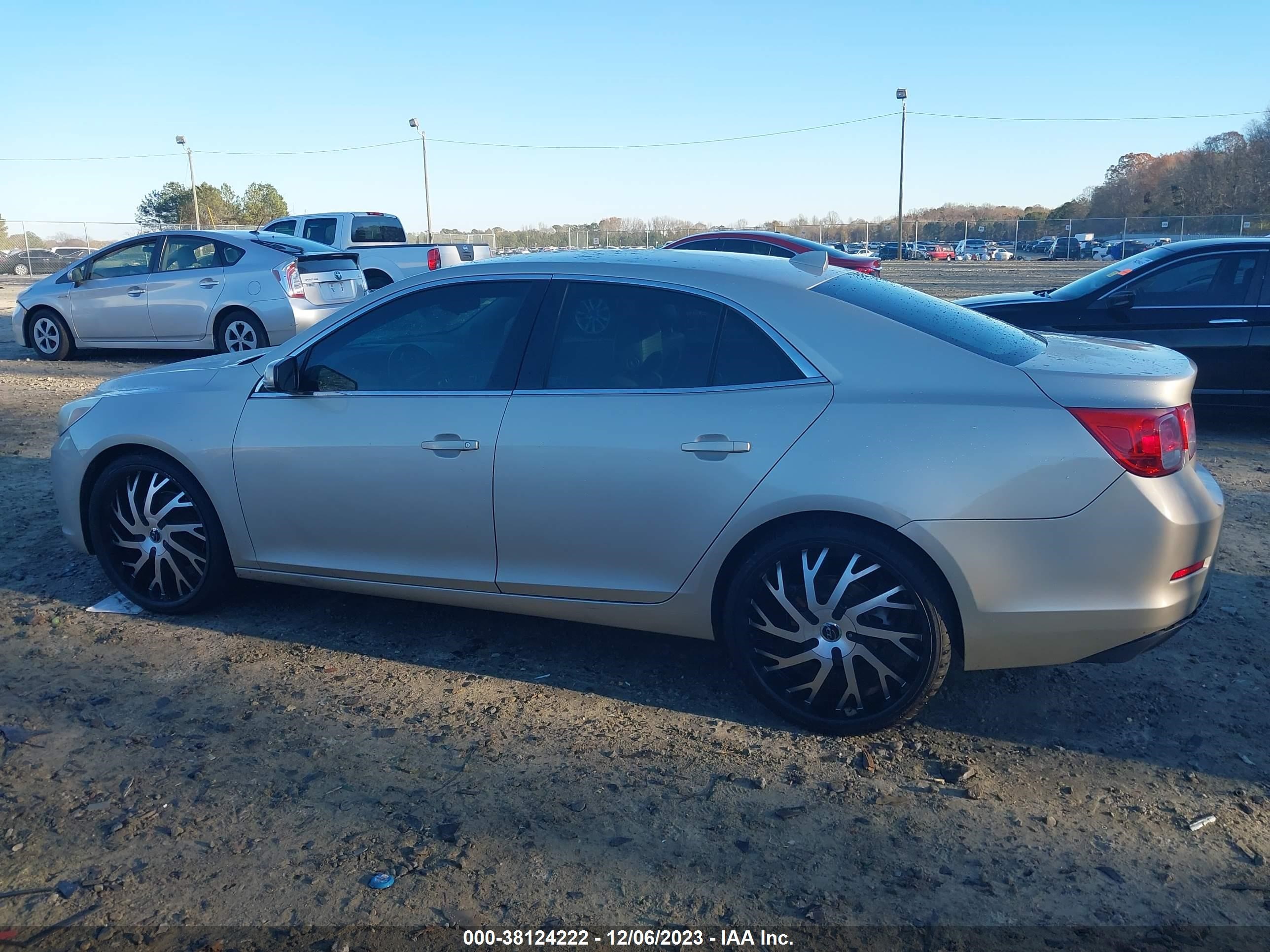 Photo 13 VIN: 1G11E5SL4EF251868 - CHEVROLET MALIBU 