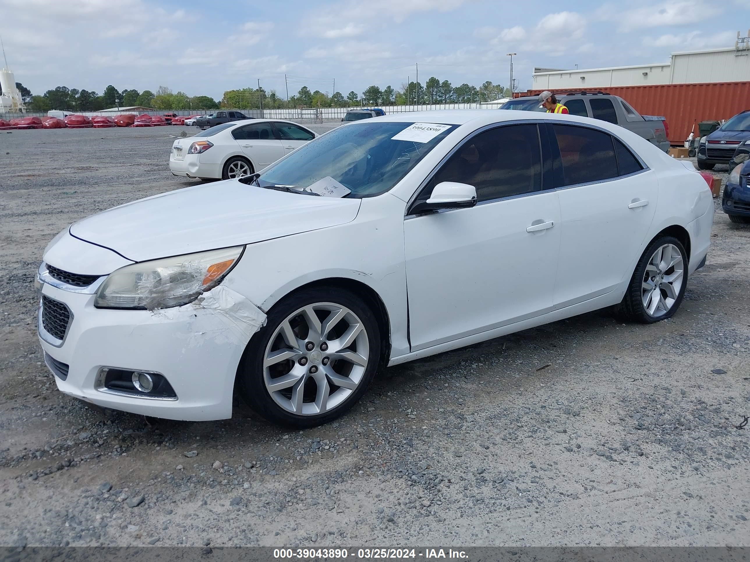 Photo 1 VIN: 1G11E5SL5EF225652 - CHEVROLET MALIBU 