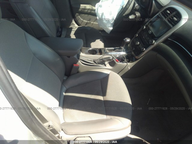 Photo 4 VIN: 1G11E5SL8EF260010 - CHEVROLET MALIBU 