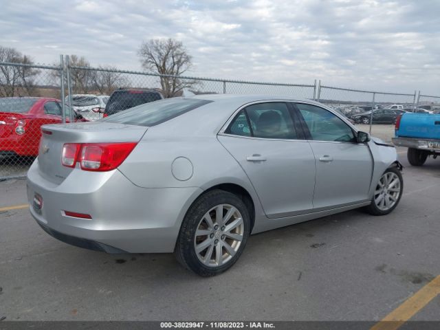 Photo 3 VIN: 1G11E5SL8EF282895 - CHEVROLET MALIBU 