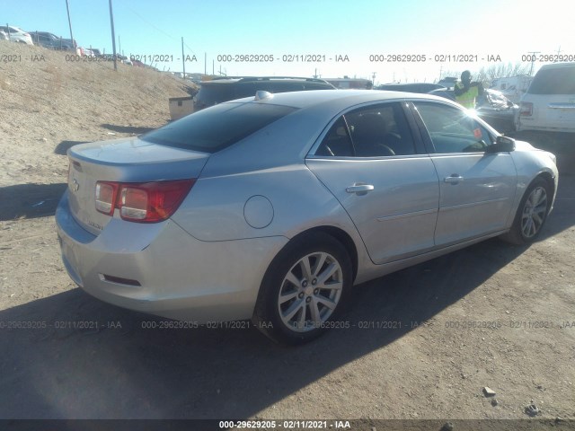 Photo 3 VIN: 1G11E5SL8EF300098 - CHEVROLET MALIBU 