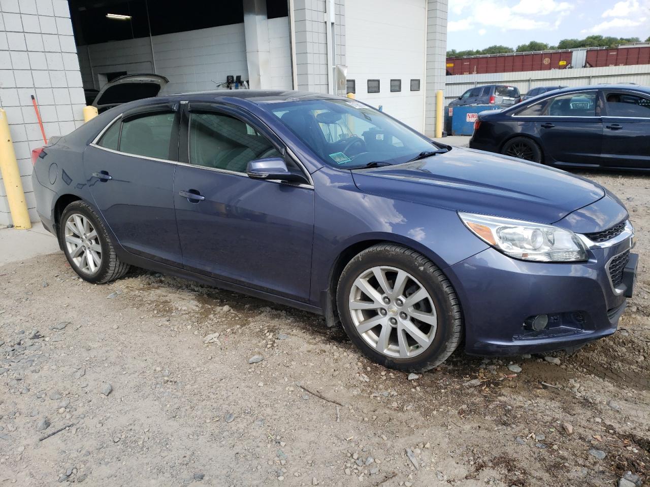 Photo 3 VIN: 1G11E5SL9EF192039 - CHEVROLET MALIBU 