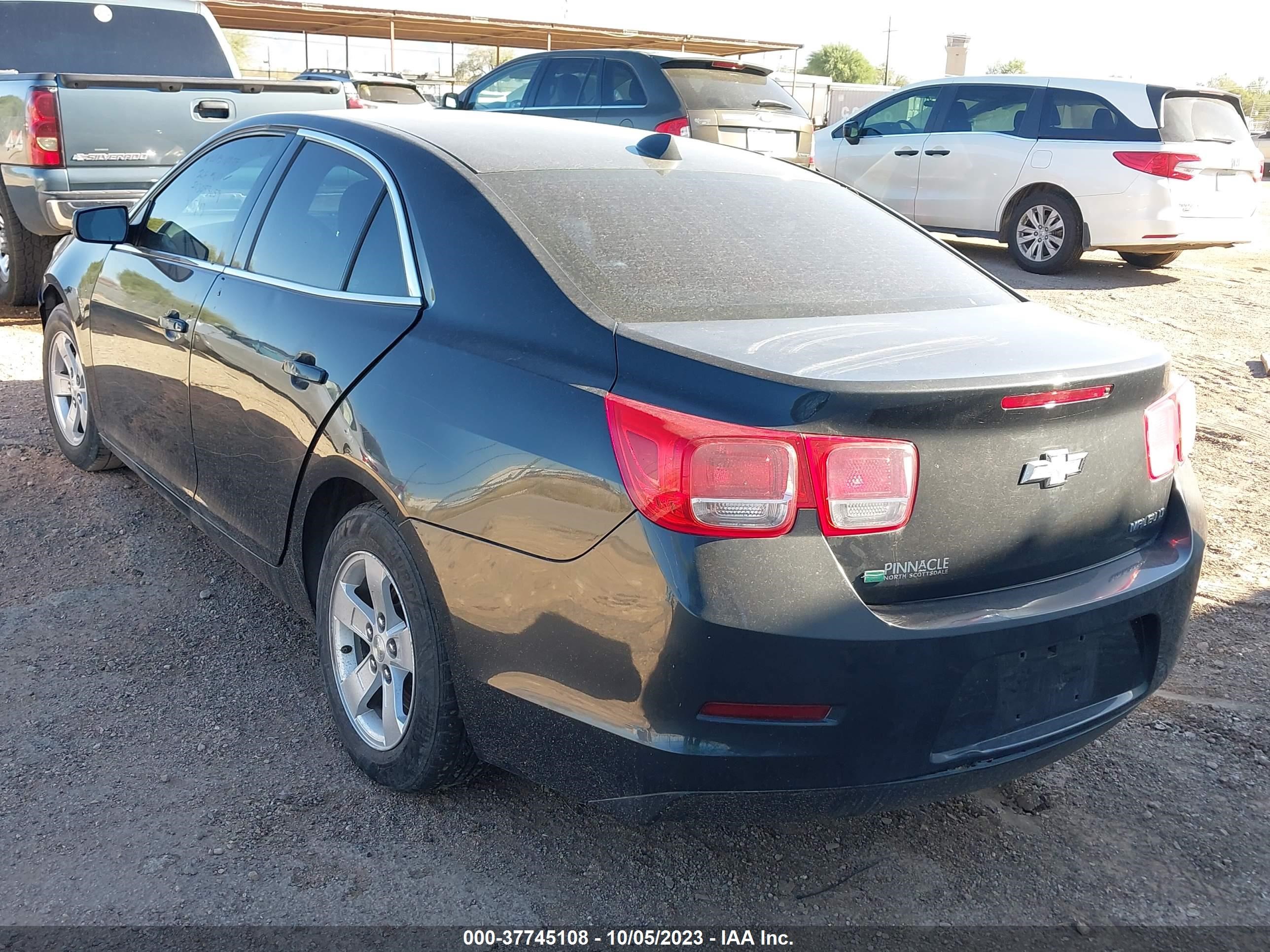 Photo 2 VIN: 1G11E5SLXEF227638 - CHEVROLET MALIBU 