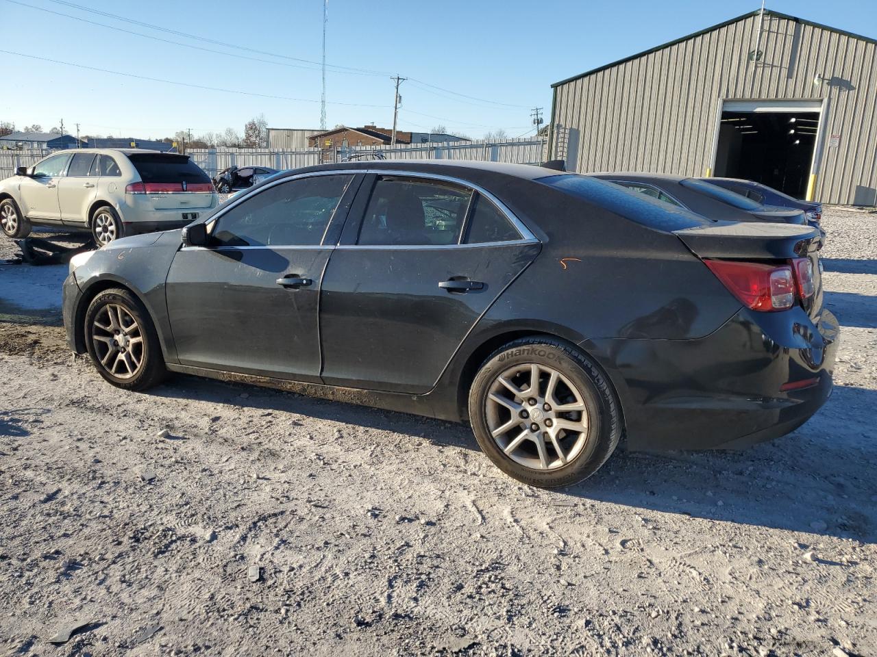 Photo 1 VIN: 1G11F5RR0DF110981 - CHEVROLET MALIBU 