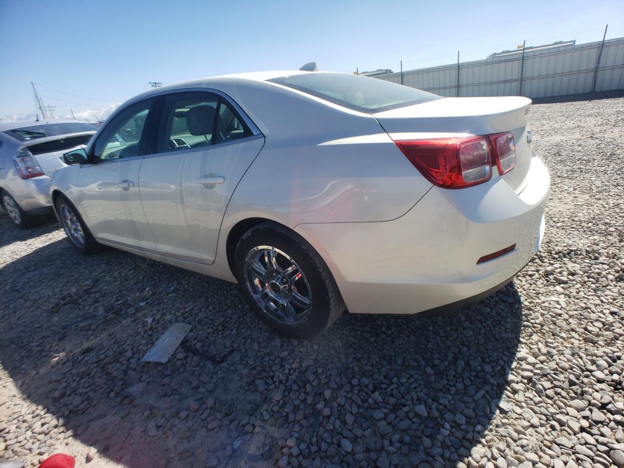 Photo 1 VIN: 1G11F5RR1DF116739 - CHEVROLET MALIBU 