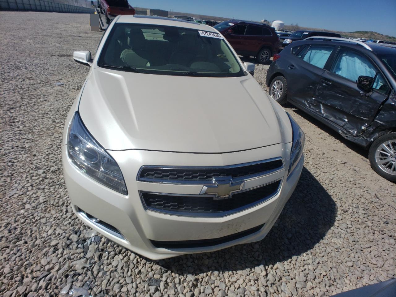 Photo 4 VIN: 1G11F5RR1DF116739 - CHEVROLET MALIBU 