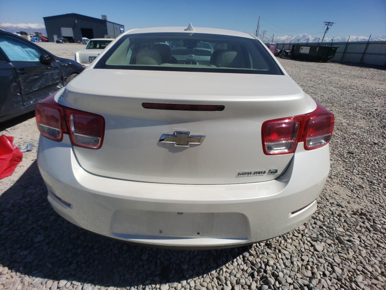 Photo 5 VIN: 1G11F5RR1DF116739 - CHEVROLET MALIBU 