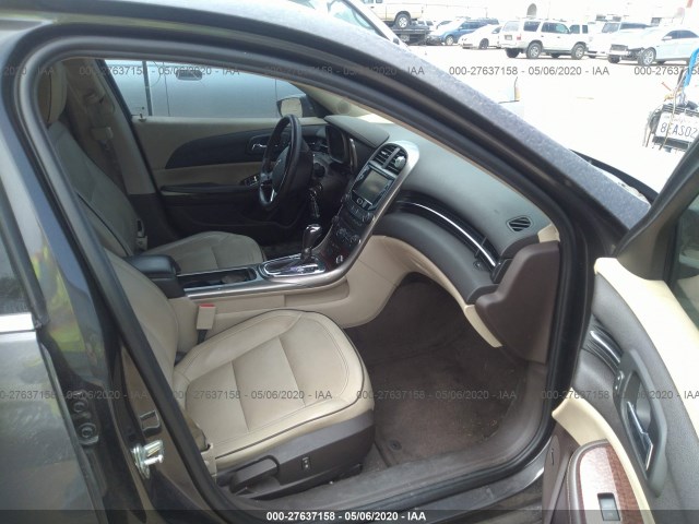 Photo 4 VIN: 1G11F5RR2DF110738 - CHEVROLET MALIBU 