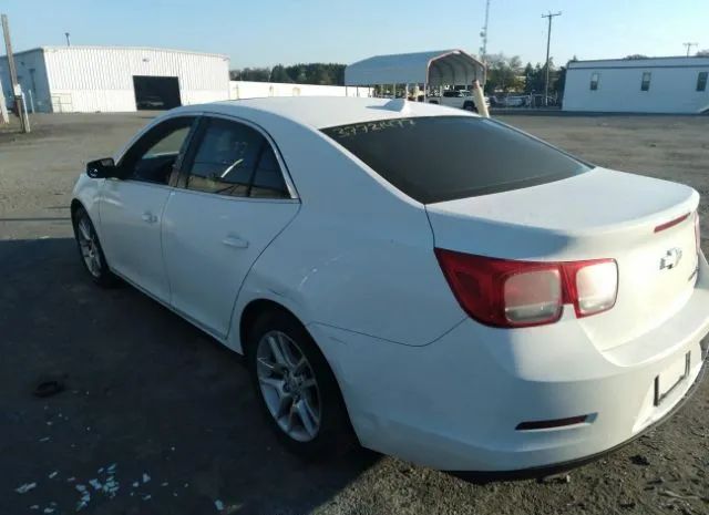 Photo 2 VIN: 1G11F5RR3DF121098 - CHEVROLET MALIBU 