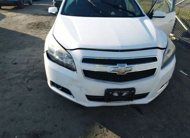 Photo 5 VIN: 1G11F5RR3DF121098 - CHEVROLET MALIBU 