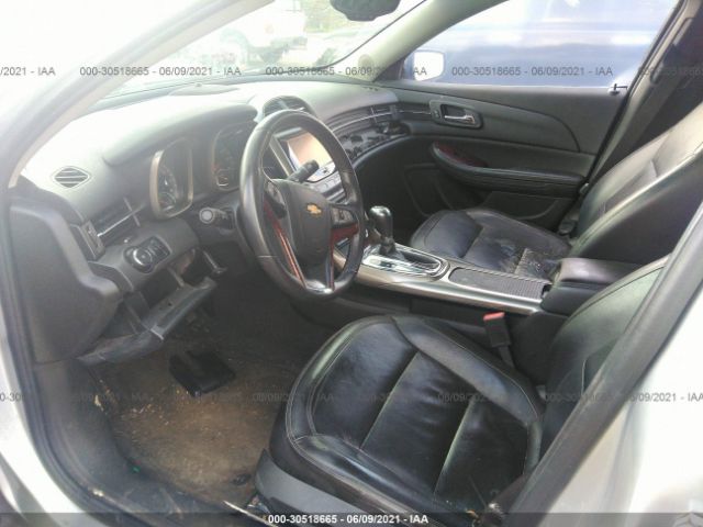 Photo 4 VIN: 1G11F5RR4DF100275 - CHEVROLET MALIBU 