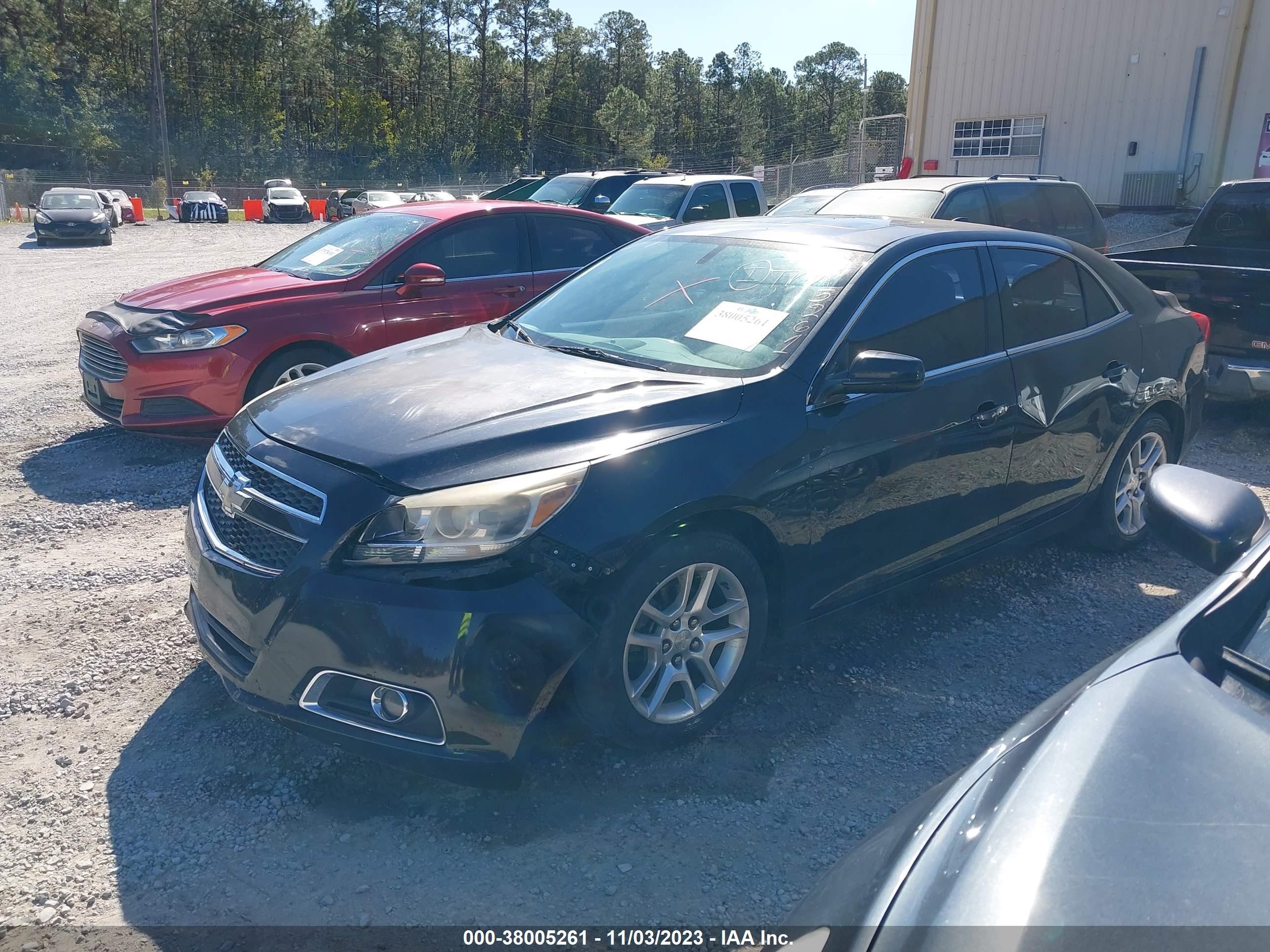 Photo 1 VIN: 1G11F5RR4DF112068 - CHEVROLET MALIBU 