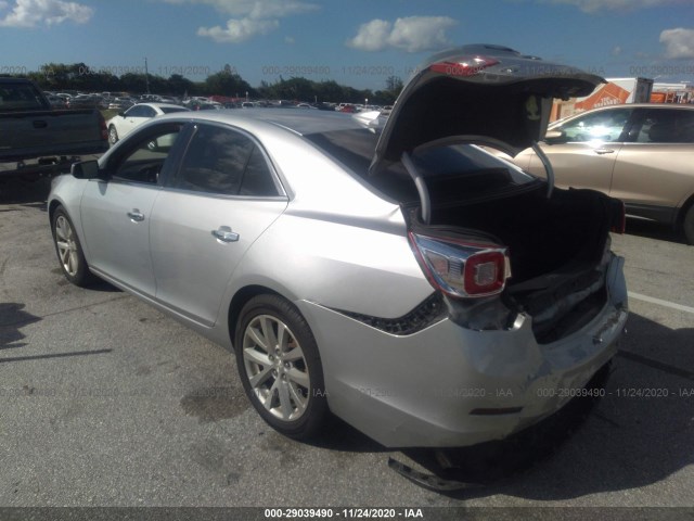 Photo 2 VIN: 1G11F5SL0FF330050 - CHEVROLET MALIBU 