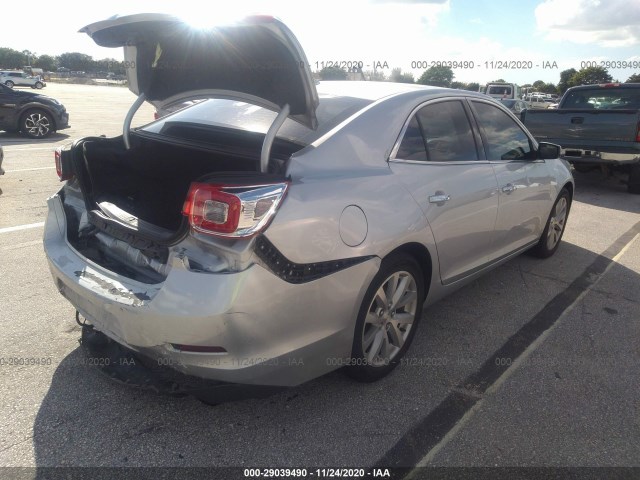 Photo 3 VIN: 1G11F5SL0FF330050 - CHEVROLET MALIBU 