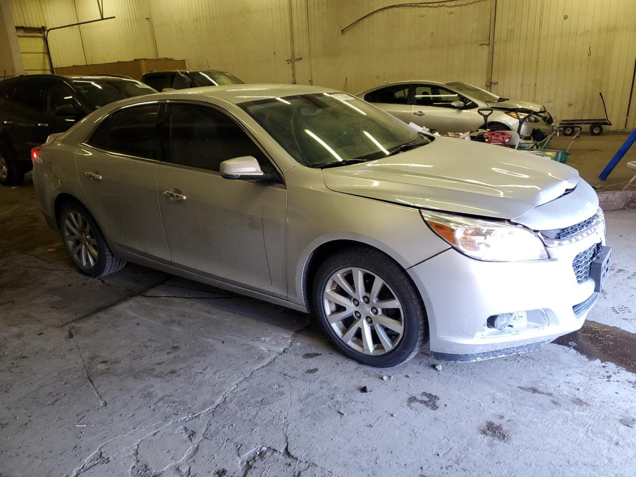 Photo 3 VIN: 1G11F5SL2FF292899 - CHEVROLET MALIBU 