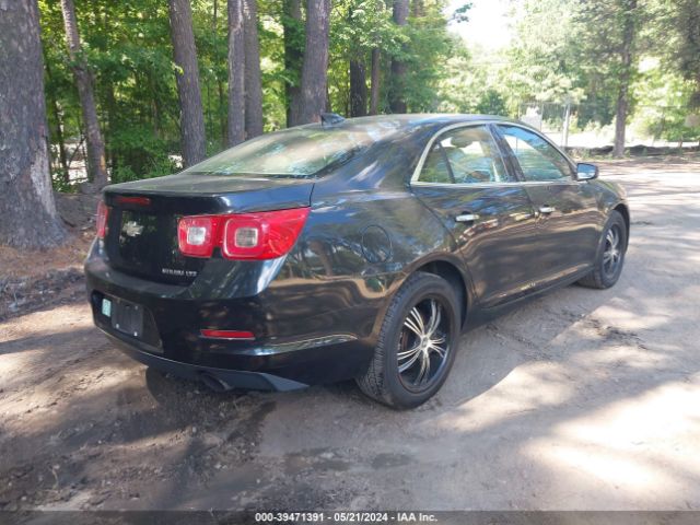 Photo 3 VIN: 1G11F5SL3FF333427 - CHEVROLET MALIBU 