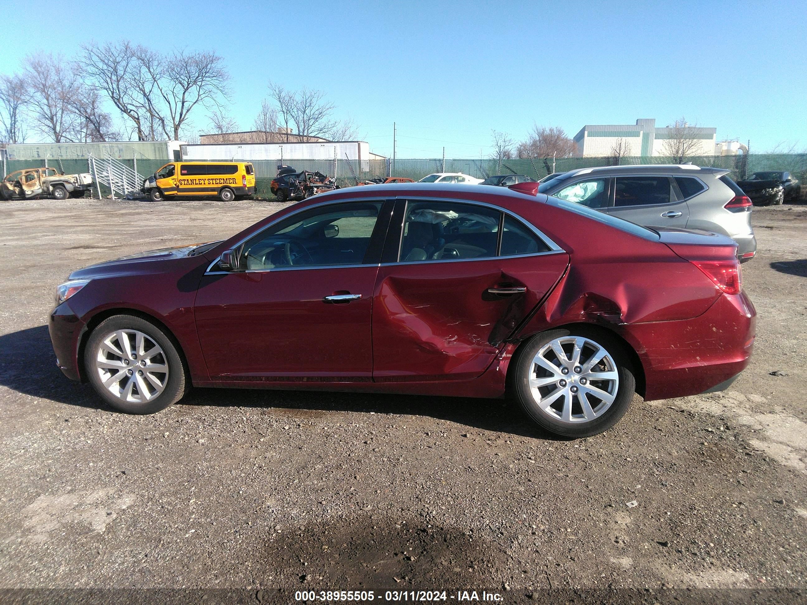 Photo 5 VIN: 1G11F5SL6FF309946 - CHEVROLET MALIBU 