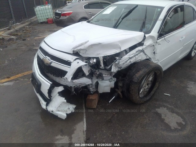 Photo 5 VIN: 1G11F5SR0DF172276 - CHEVROLET MALIBU 