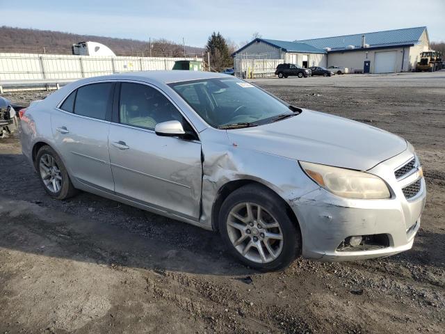 Photo 3 VIN: 1G11F5SR6DF173920 - CHEVROLET MALIBU 