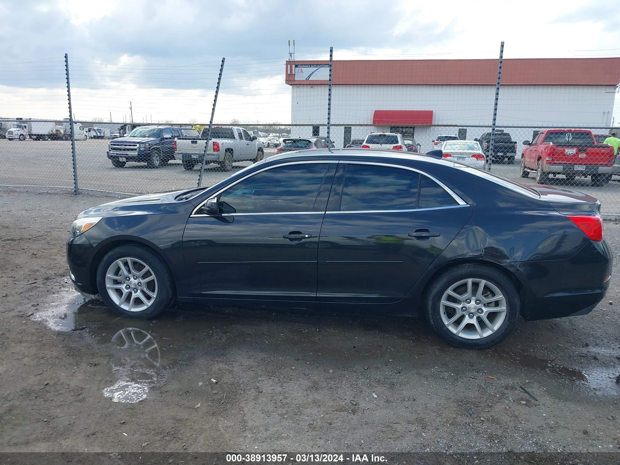 Photo 13 VIN: 1G11F5SRXDF167585 - CHEVROLET MALIBU 