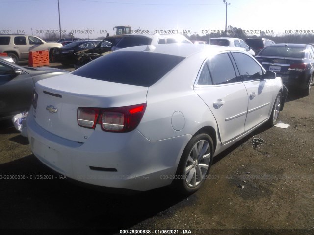 Photo 3 VIN: 1G11G5SX2EF180005 - CHEVROLET MALIBU 