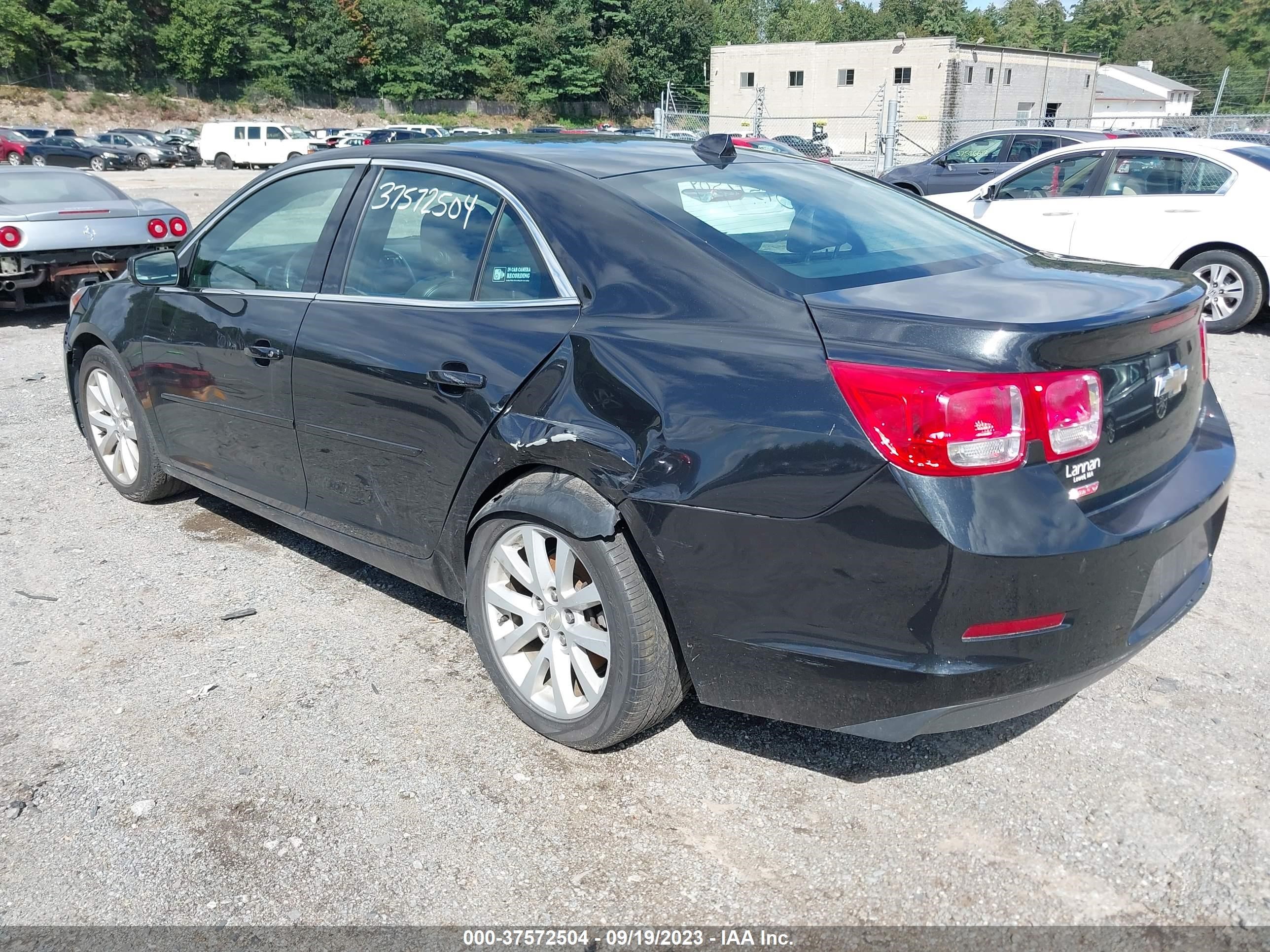 Photo 2 VIN: 1G11G5SX5EF166664 - CHEVROLET MALIBU 