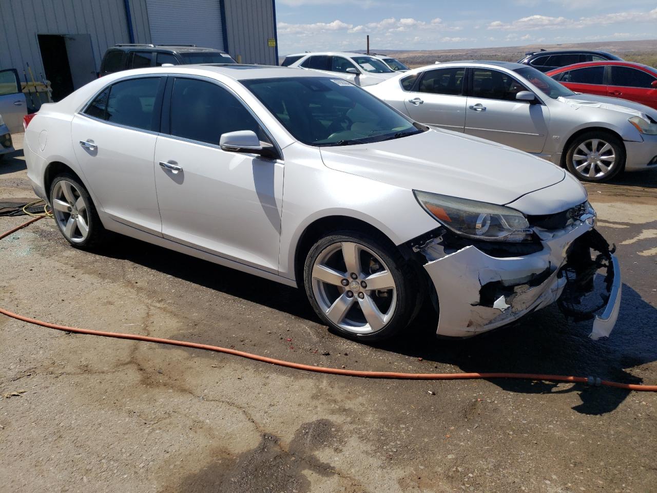 Photo 3 VIN: 1G11G5SX6FF138096 - CHEVROLET MALIBU 