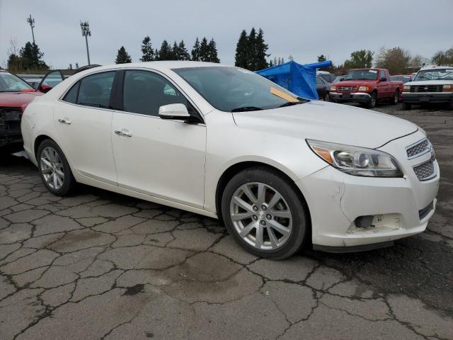 Photo 3 VIN: 1G11H5SA0DF288615 - CHEVROLET MALIBU 