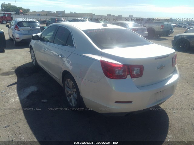 Photo 2 VIN: 1G11H5SA2DF203631 - CHEVROLET MALIBU 