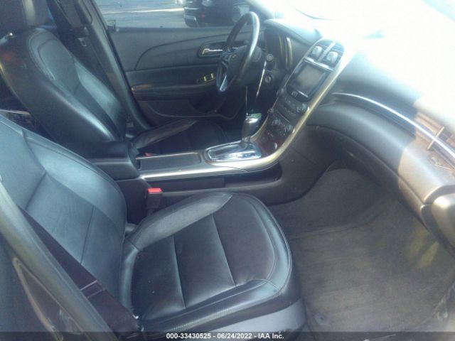 Photo 4 VIN: 1G11H5SA2DF239545 - CHEVROLET MALIBU 