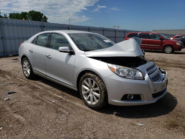 Photo 3 VIN: 1G11H5SA2DF266003 - CHEVROLET MALIBU 