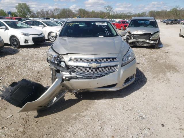 Photo 4 VIN: 1G11H5SA4DF230068 - CHEVROLET MALIBU 